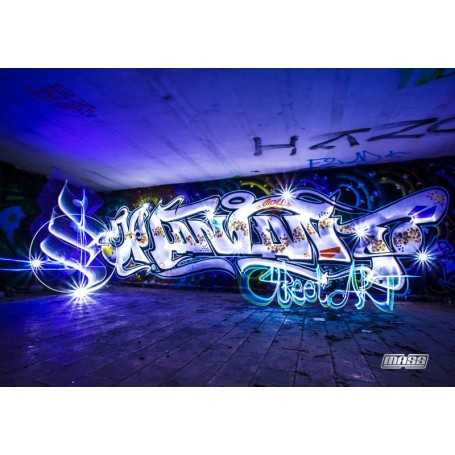 Graff ligero y caligrafía ligera con arte callejero del artista Mass
